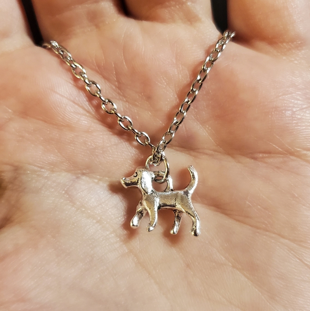 NWOT Silver Dog Necklace - Picture 3 of 5